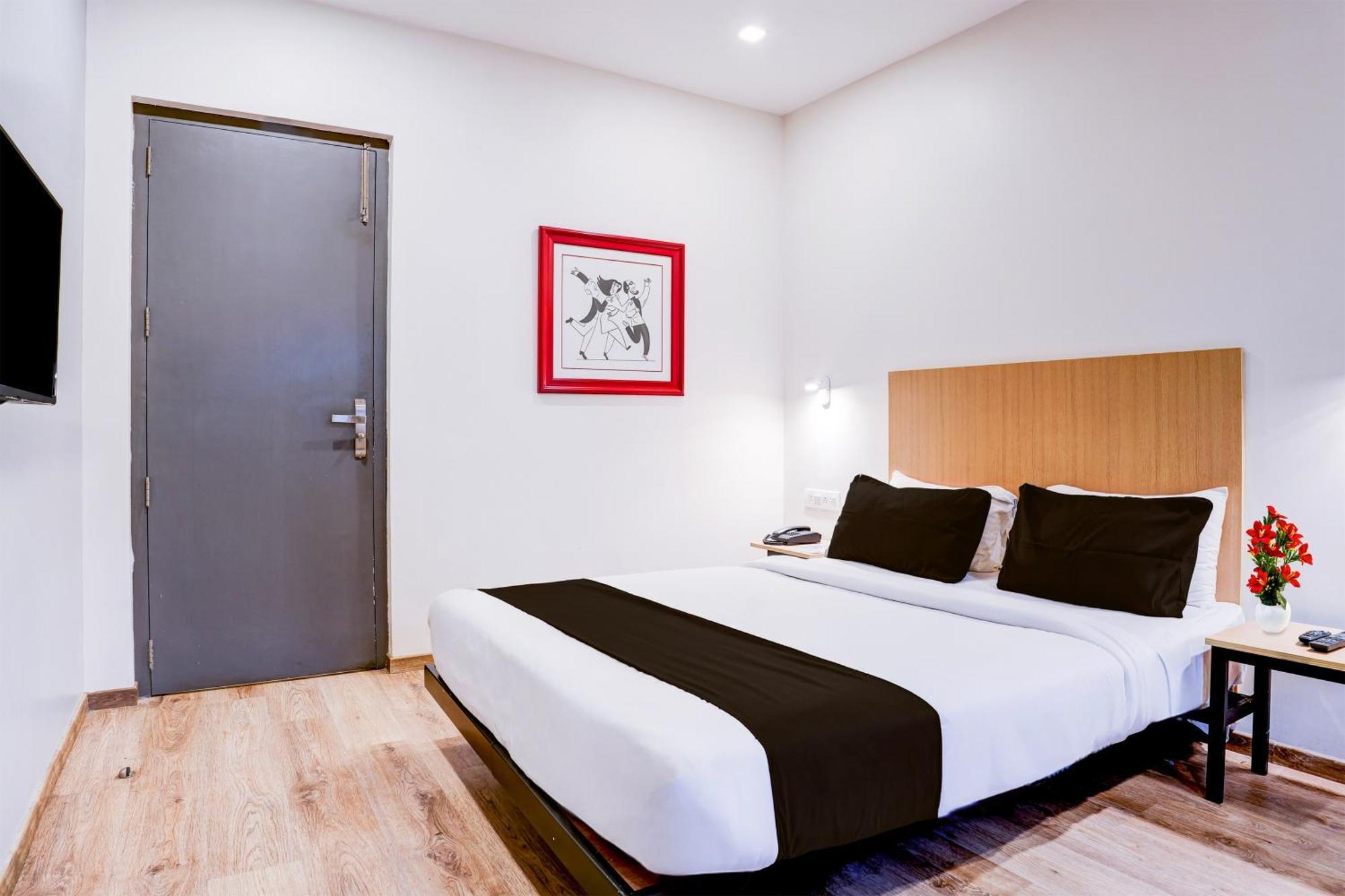 Super Townhouse Ulsoor Near Halasuru Metro Station بنغالور المظهر الخارجي الصورة